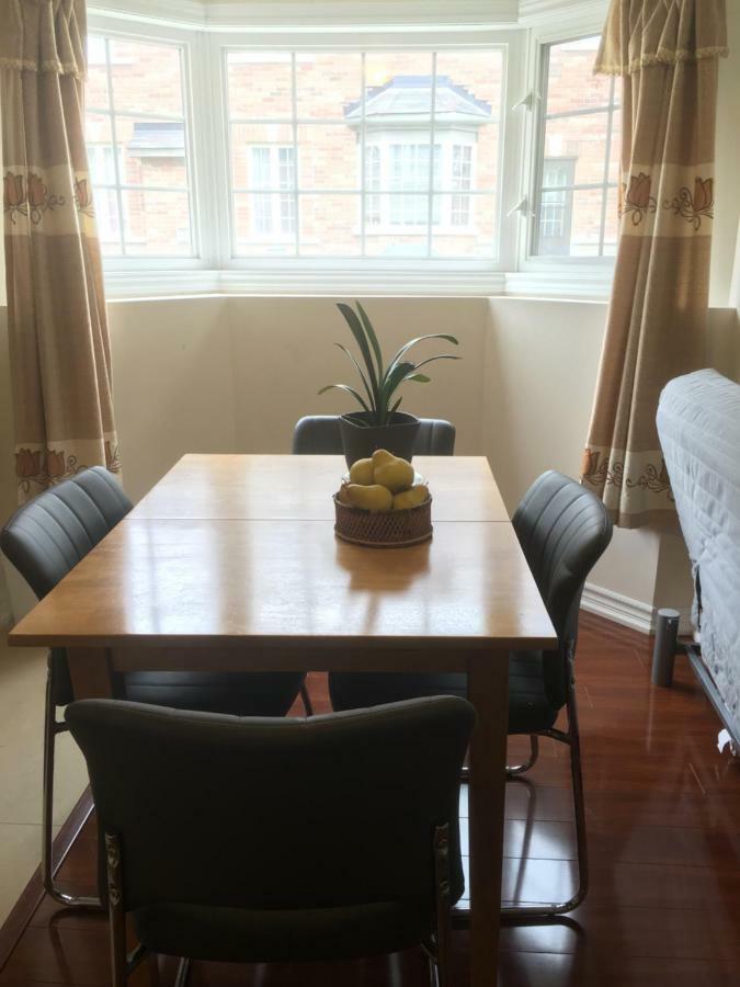 דירות אייקס Gorgeous 1Bdr Prime Kitchen מראה חיצוני תמונה